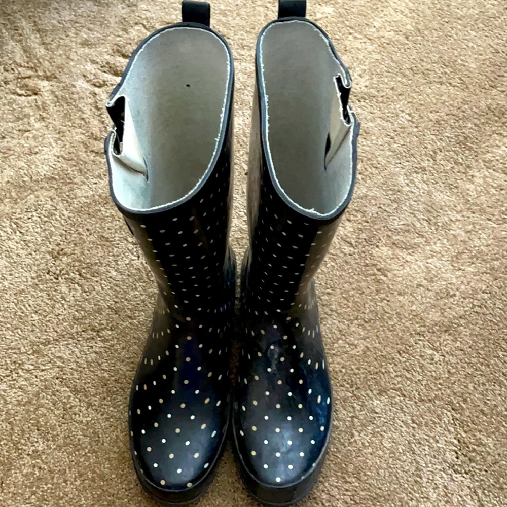 Women’s rain boots!